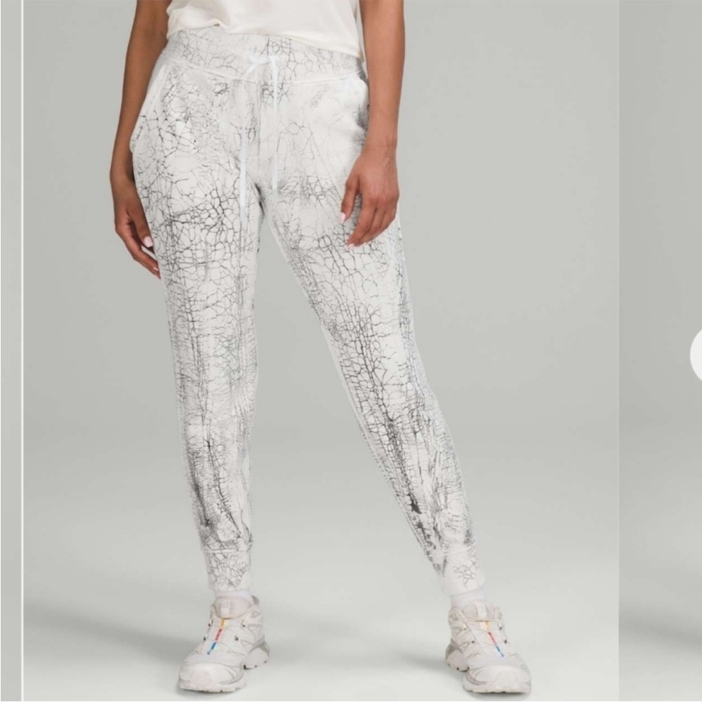 Lululemon Warm Down Jogger Thread Dye Mid Rise Size 12